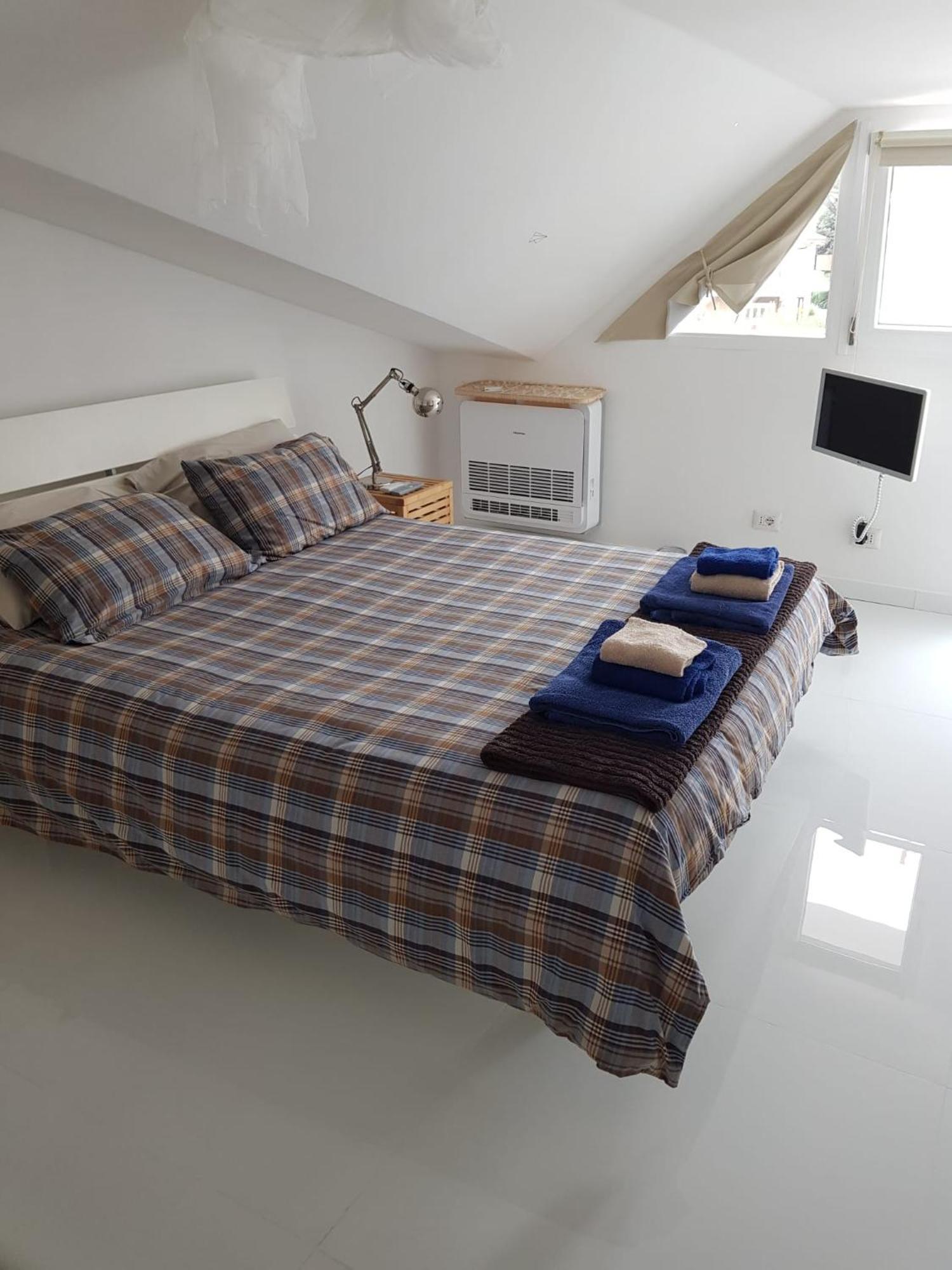 Hotel Roma - Casalpalocco - Amipsia à Casal Palocco Extérieur photo